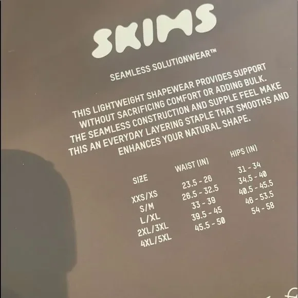 NWT Skims Sculpting Bodysuit with Snap in Onyx - PRICE FIRM - Picture 3 of 4